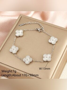 Bracelet Silver Floral Clover Chain Bracelet - Stainless Steel